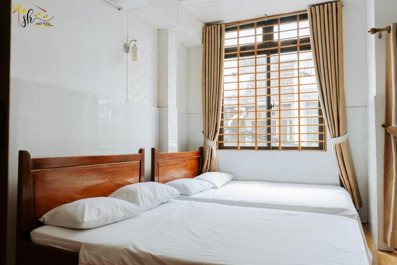 Sh Hotel Hue Exterior photo
