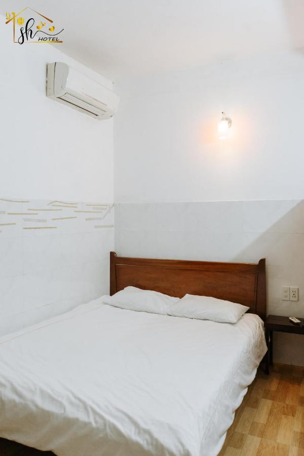 Sh Hotel Hue Exterior photo