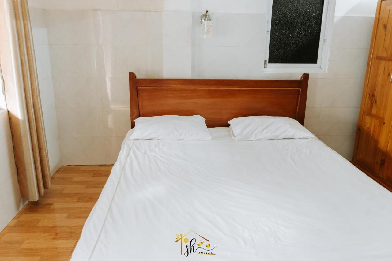 Sh Hotel Hue Exterior photo